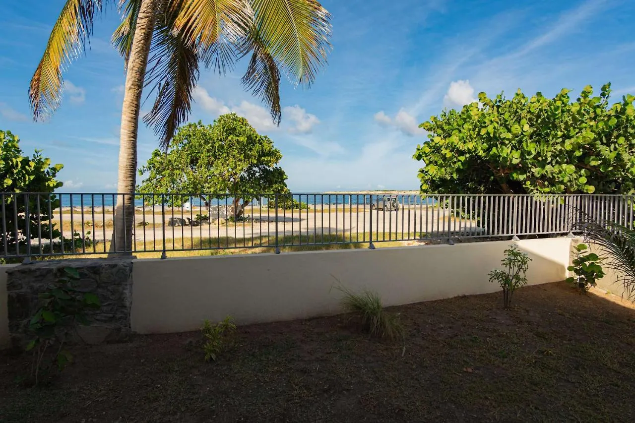 Large Studio With Beach And Pool In Orient Bay Sint Maarten/Saint Martin